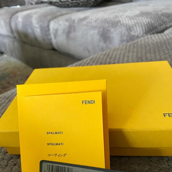 FENDI CONTINENTAL WALLET - Picture 3 of 8